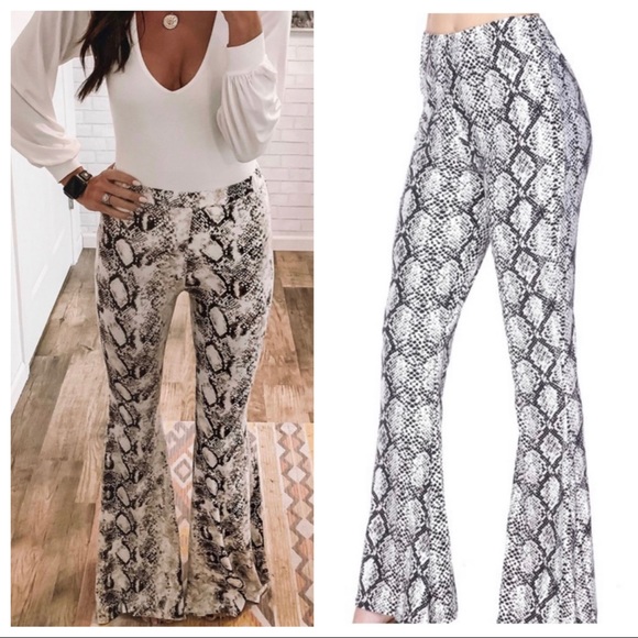 ✨LAST ONE✨SNAKESKIN FABULOUS FLARE BELL PANTS - Picture 5 of 5